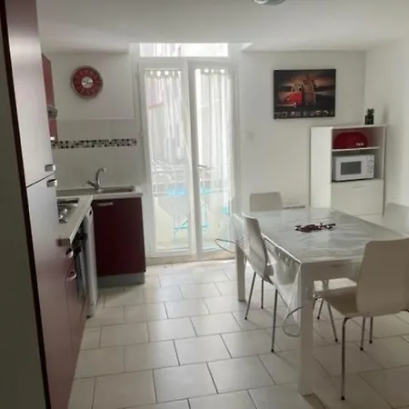 Magali - Climatise T3 Duplex - Grau-du-roi - Hypercentre 20 M De La Apartment